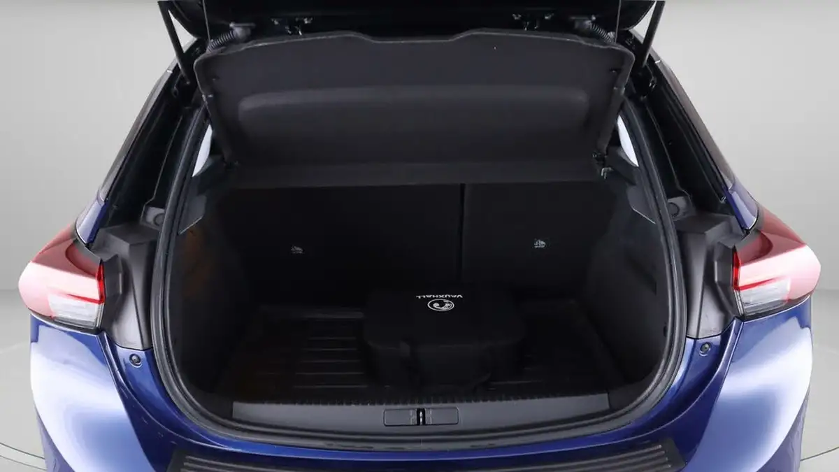 2020-vauxhall-corsa-e-elite-nav-74kw-big-17