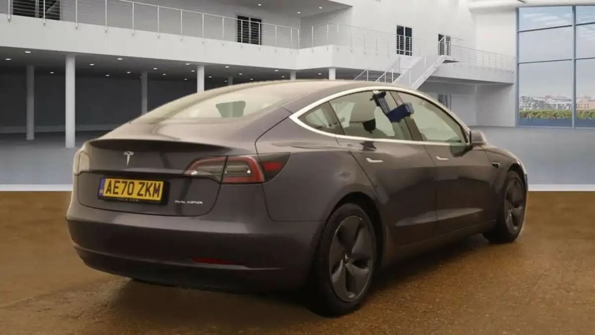 2020-tesla-model-3-e-long-range-big-3