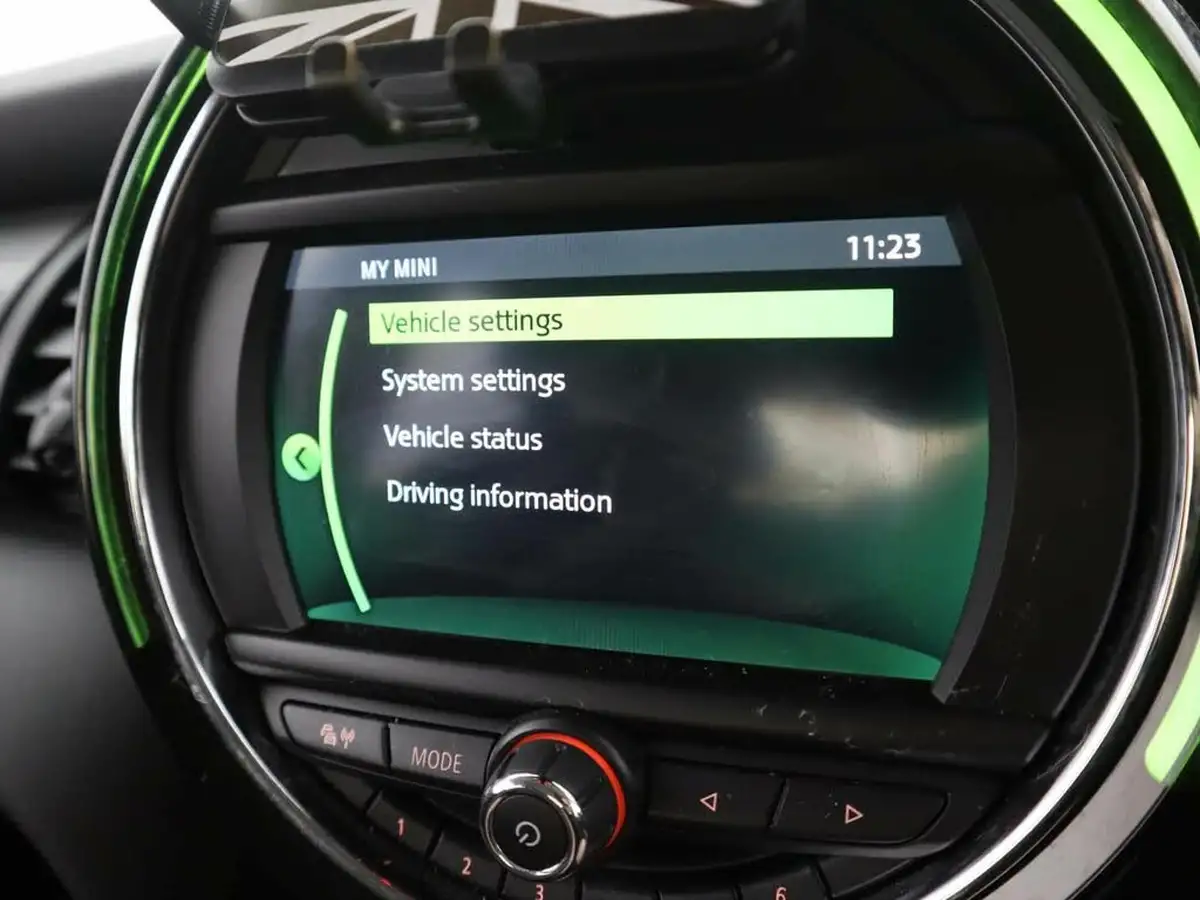 2019-mini-cooper-15-cooper-classic-hatchback-5d-auto-big-16