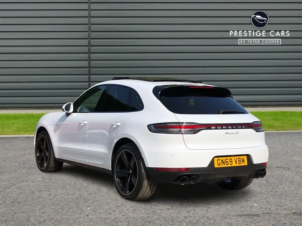 2019-porsche-macan-30-v6-s-big-2