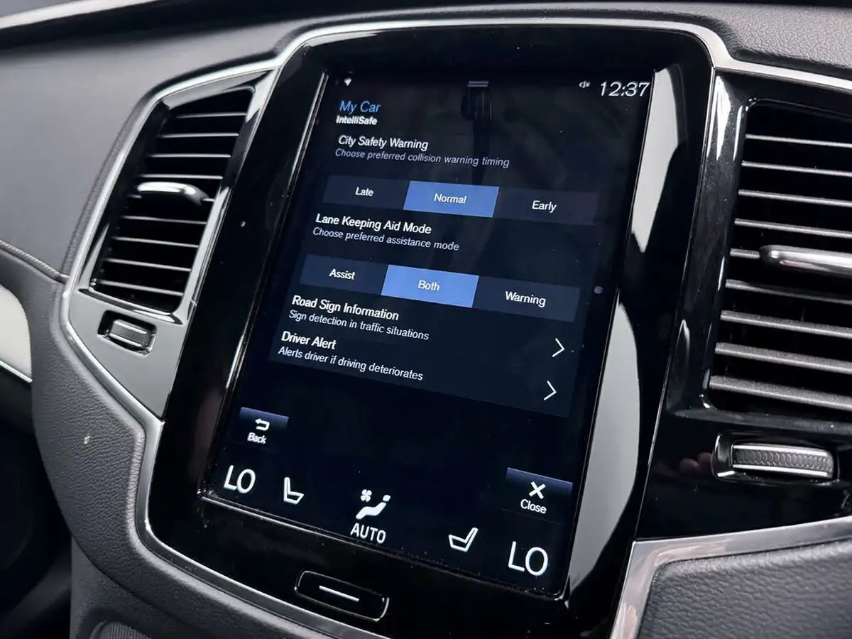 2022-volvo-xc90-20-t8-r-design-455bhp-big-45