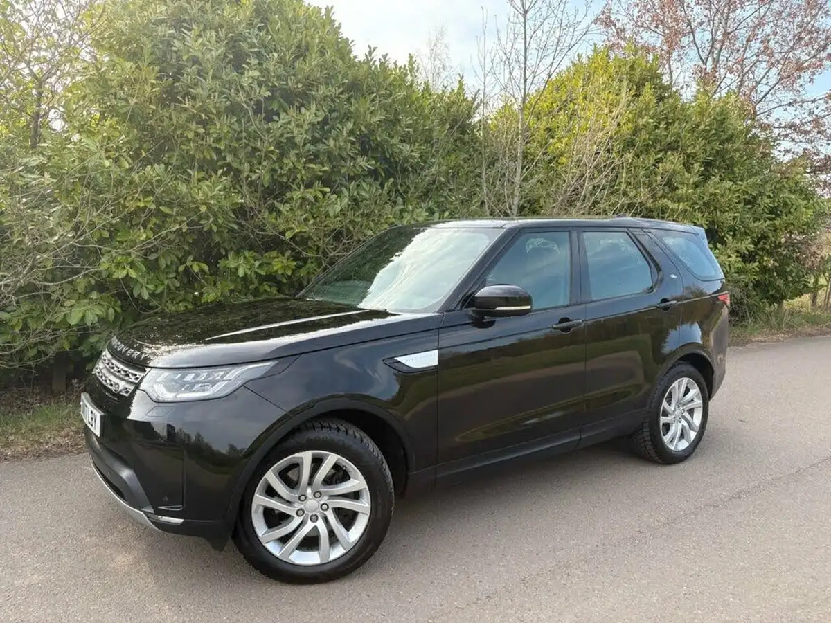 2017-land-rover-discovery-30td6-hse-259ps-awd-station-wagon-5d-auto-big-3