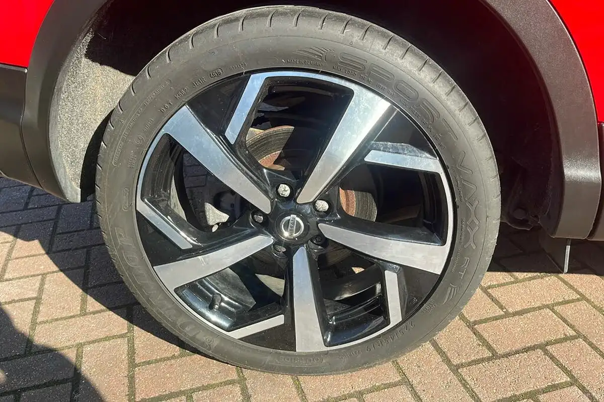 2019-nissan-qashqai-13-dig-t-tekna-160ps-19in-alloys-dct-big-8