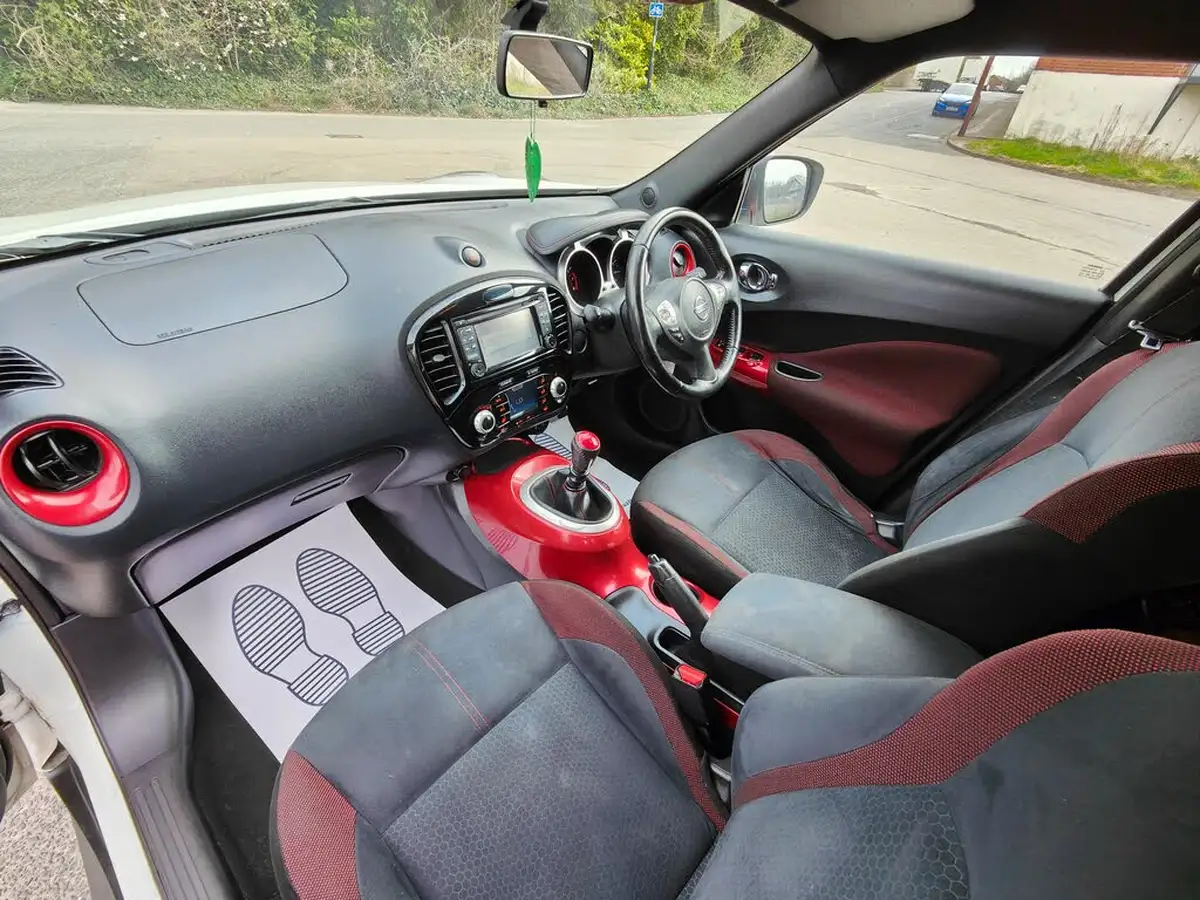 2014-nissan-juke-12-acenta-premium-big-9