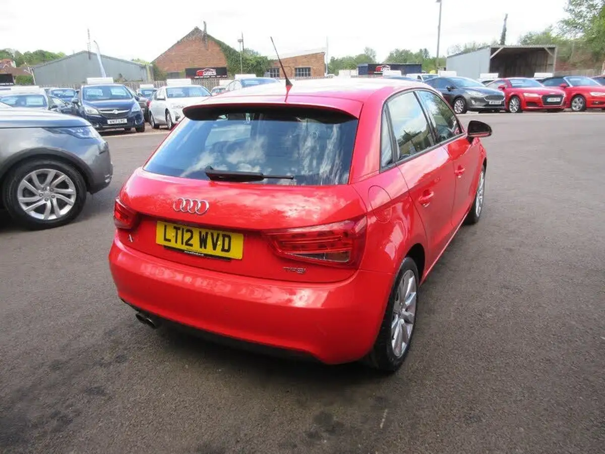 2012-audi-a1-14-tfsi-sportback-5d-s-tronic-big-5