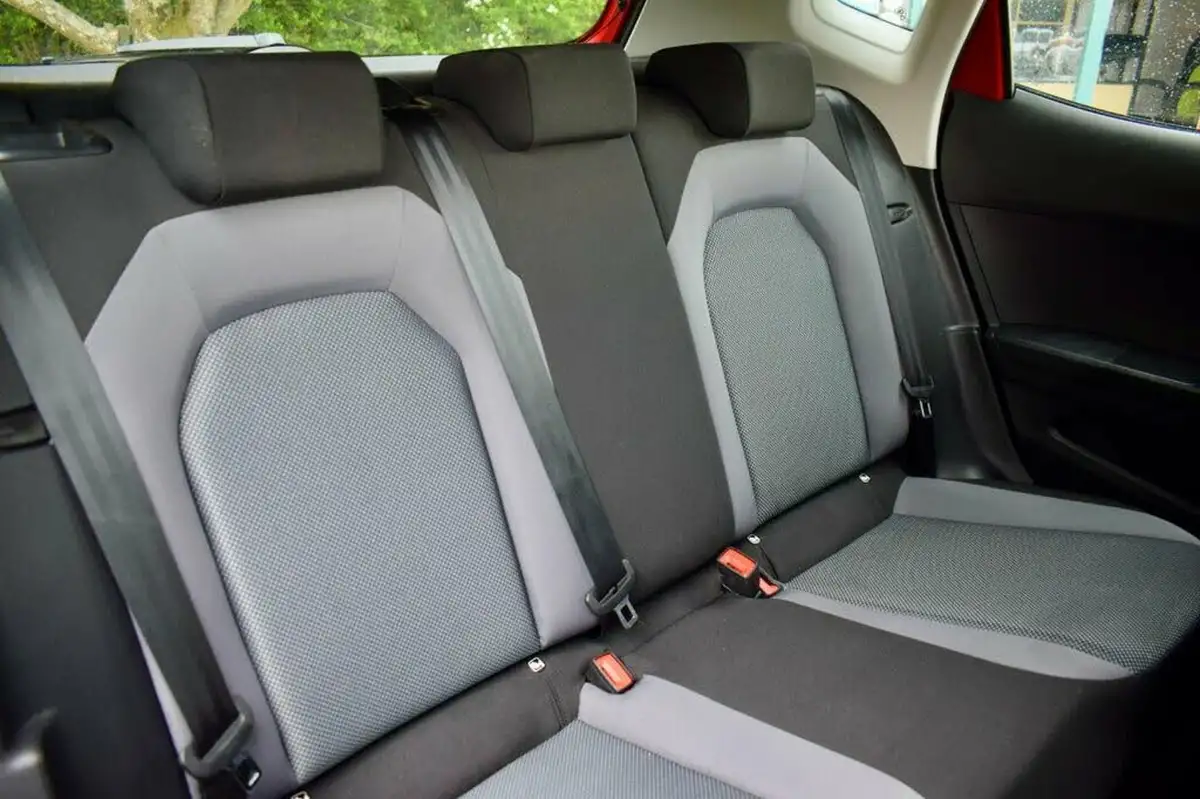2020-seat-arona-10-tsi-evo-se-technology-big-25