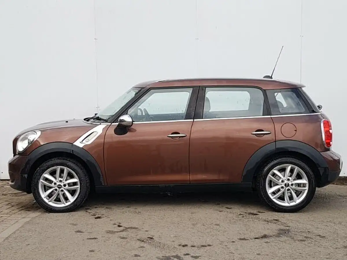 2013-mini-countryman-16-cooper-122bhp-auto-big-3