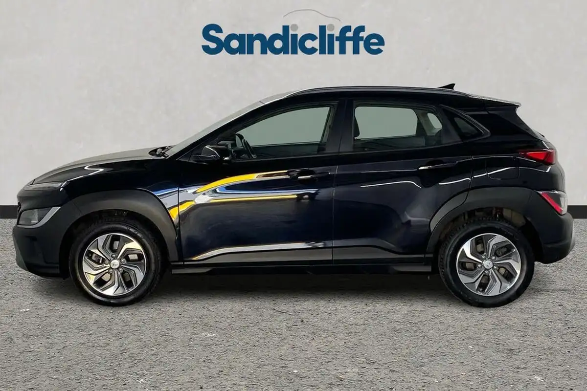 2022-hyundai-kona-16-gdi-se-connect-big-6