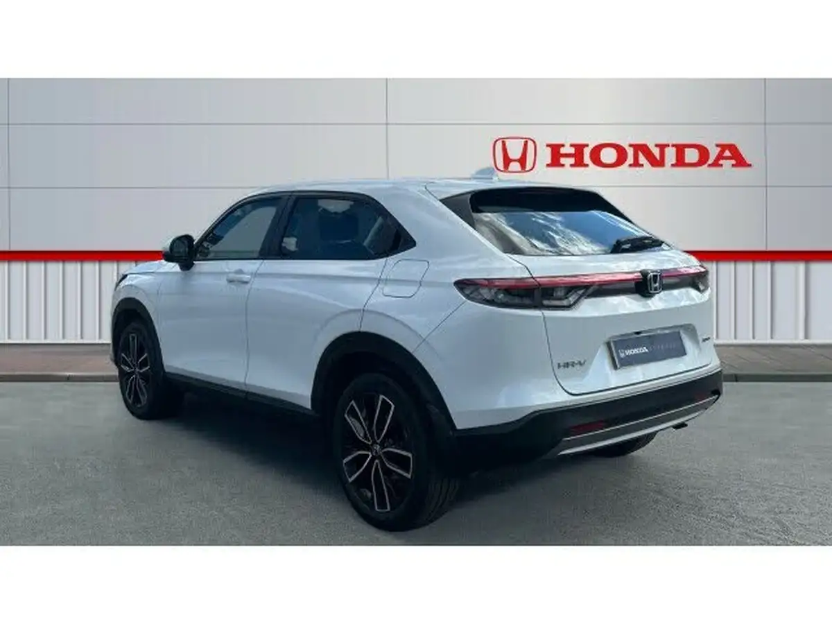 2022-honda-hr-v-15-i-mmd-elegance-big-2
