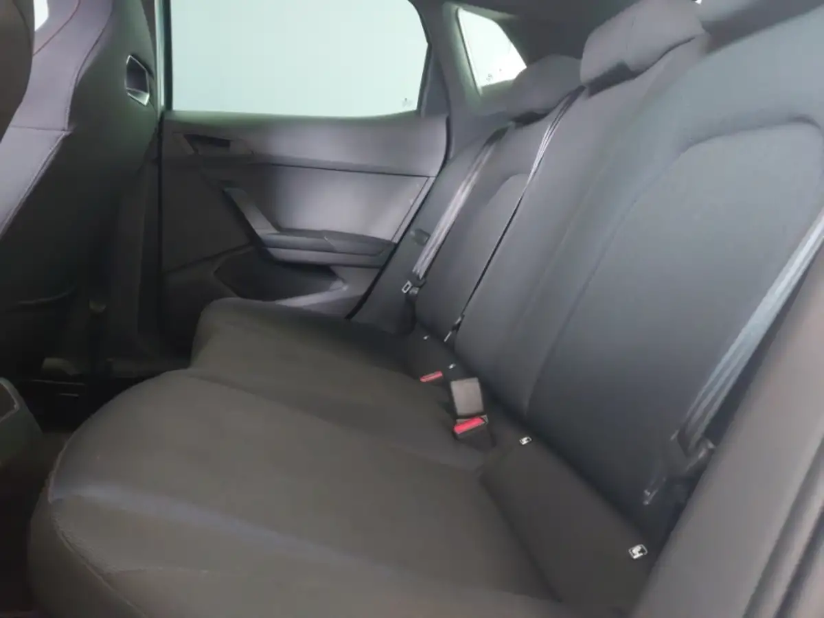 2023-tesla-model-y-e-rwd-big-5