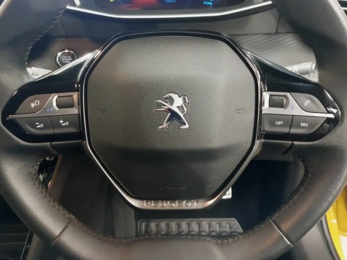 2022-peugeot-208-12-puretech-allure-premium-100ps-big-15