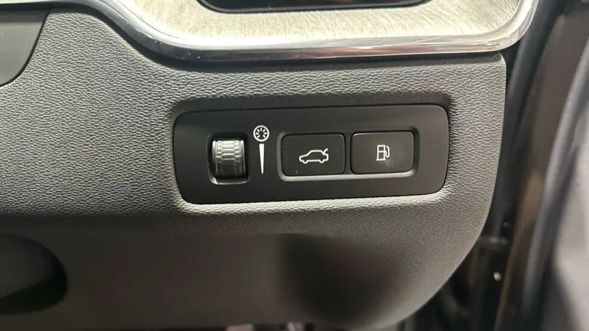 2022-volvo-xc60-20-t8-inscription-pro-455bhp-plug-in-hybrid-big-26