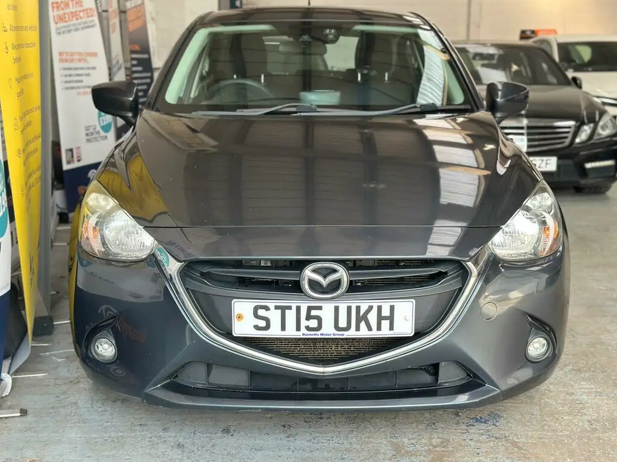 2015-mazda-mazda2-15-se-l-90ps-big-3