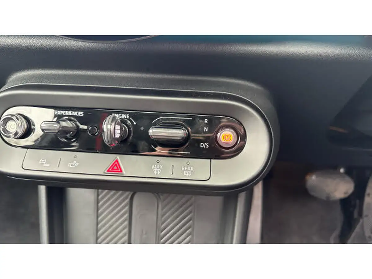2024-mini-cooper-15-cooper-c-sport-3d-big-9