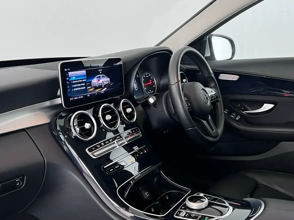 2019-mercedes-benz-c-class-15-c200-se-ss-saloon-4d-big-14