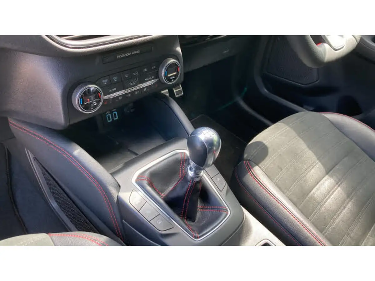 2021-ford-kuga-15-st-line-x-edition-big-12