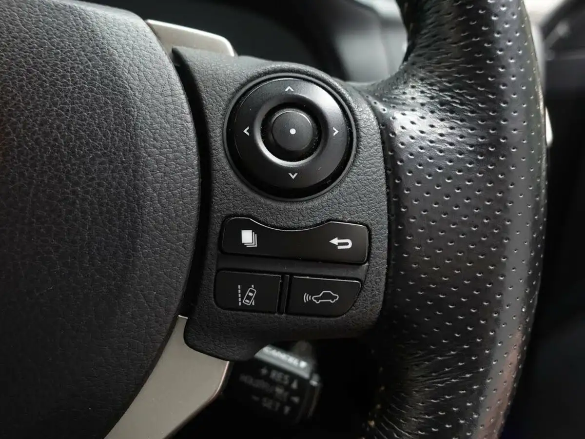 2019-lexus-ct-200h-18-f-sport-big-19