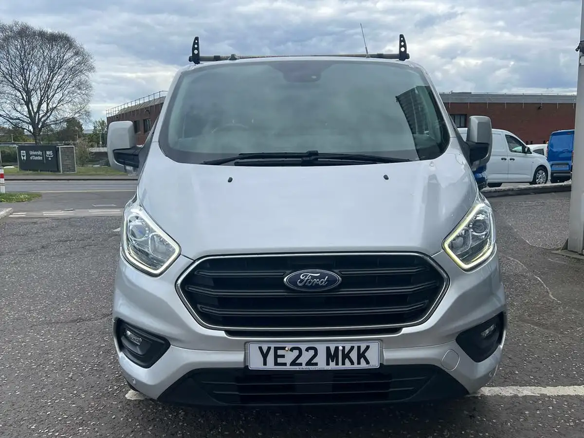 2022-ford-transit-custom-big-6