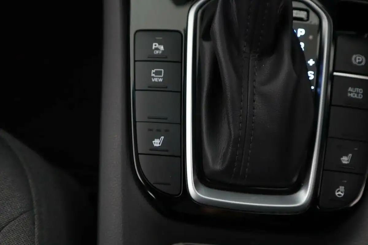 2021-hyundai-ioniq-16-gdi-premium-hybrid-big-20
