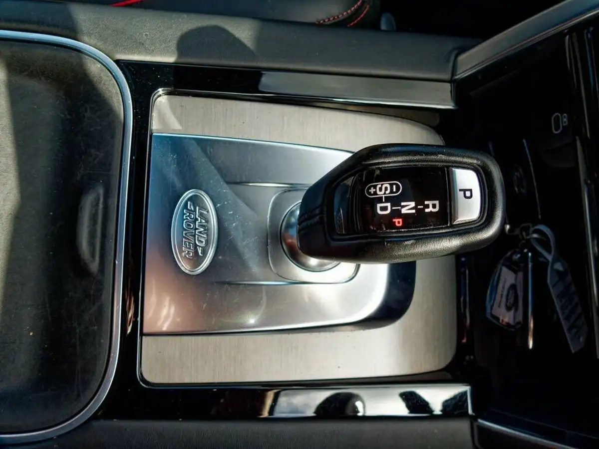2021-land-rover-discovery-sport-15-p300e-r-dynamic-hse-big-41