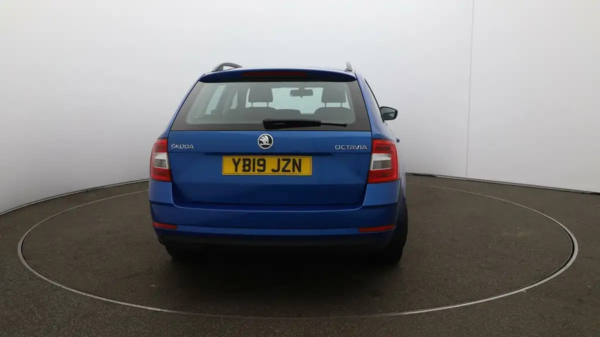 2019-skoda-octavia-10-tsi-se-estate-dsg-big-6