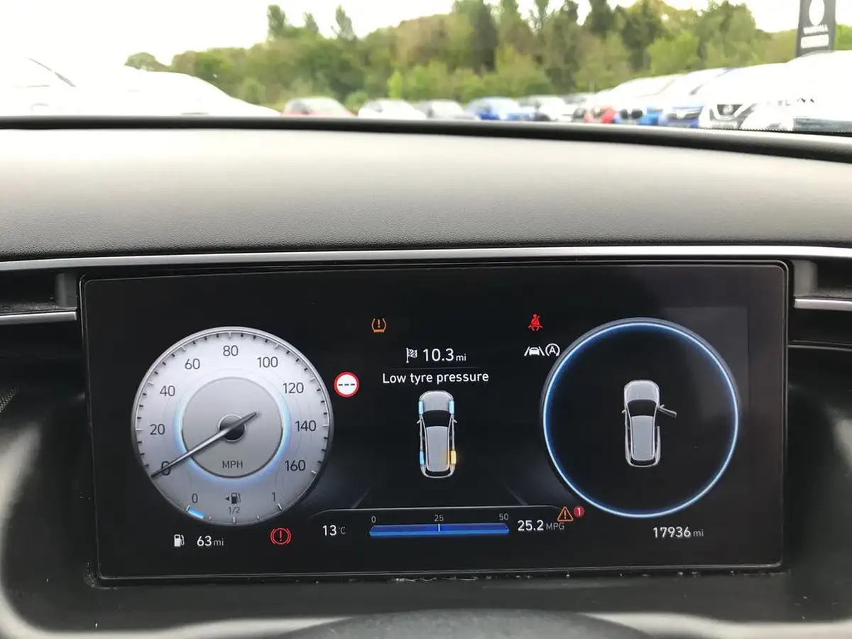 2022-hyundai-tucson-16-t-gdi-se-connect-150ps-big-26