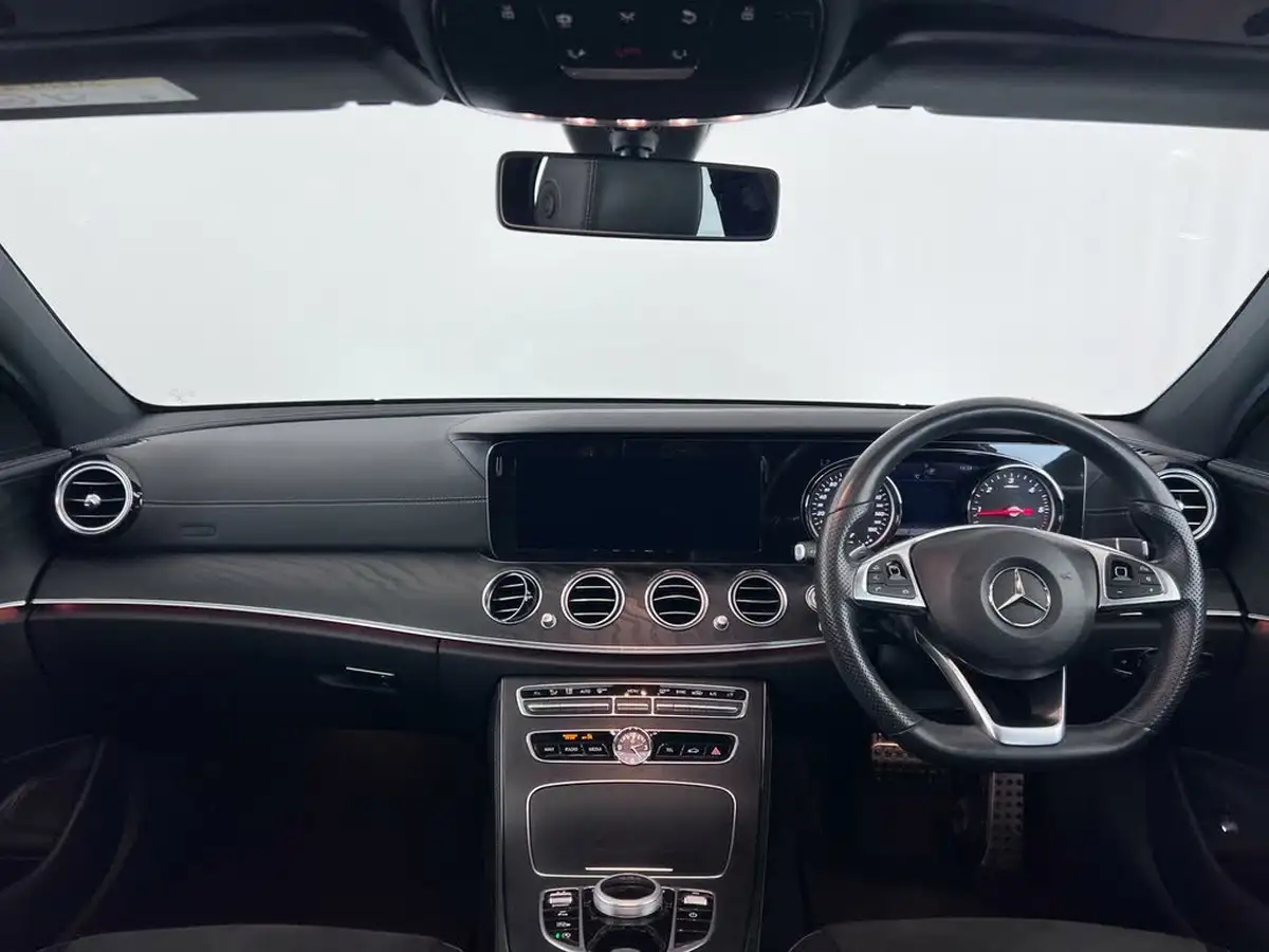 2018-mercedes-benz-e-class-20d-e220d-amg-line-premiumss-saloon-4d-big-16