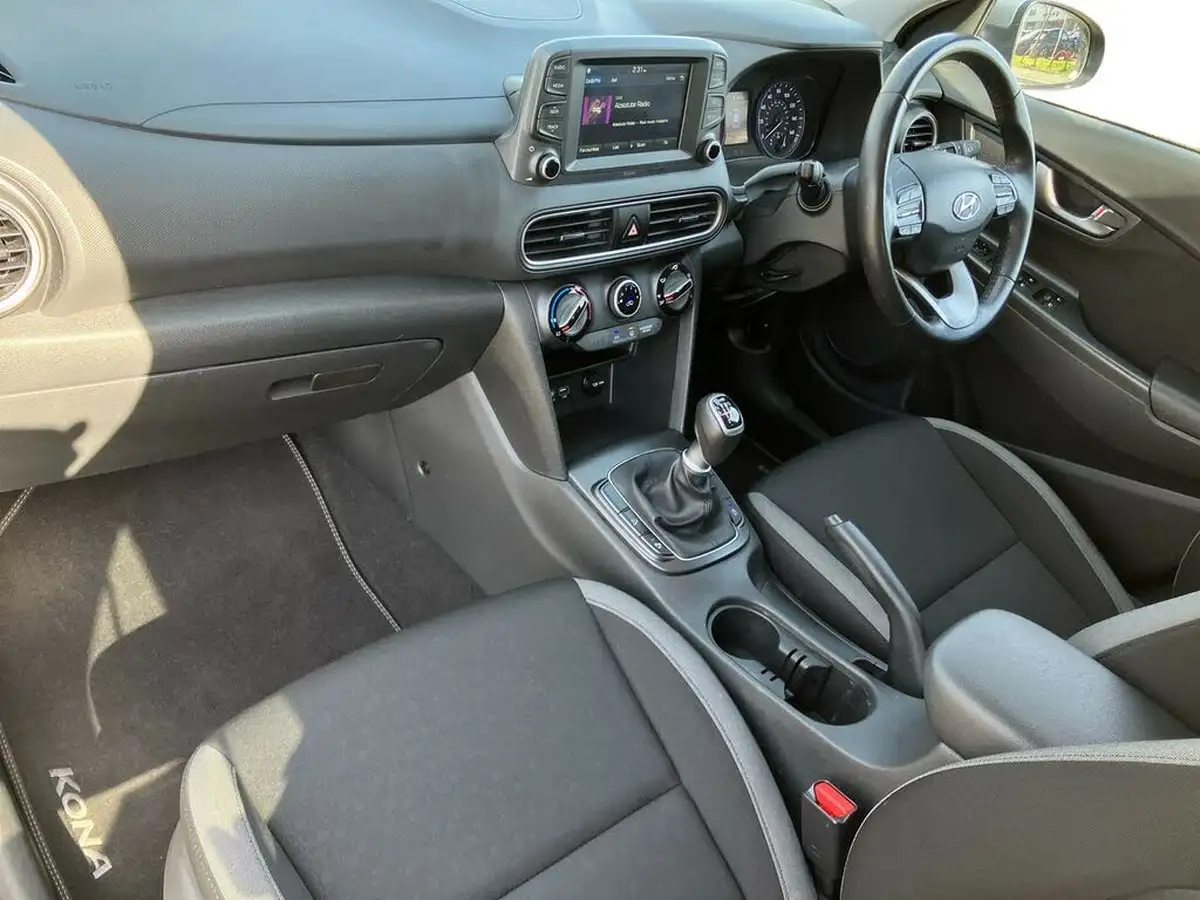 2020-hyundai-kona-10-t-gdi-play-big-5