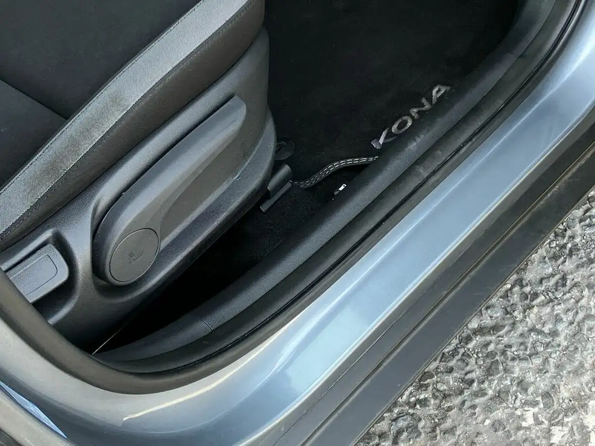 2020-hyundai-kona-10-t-gdi-play-big-25