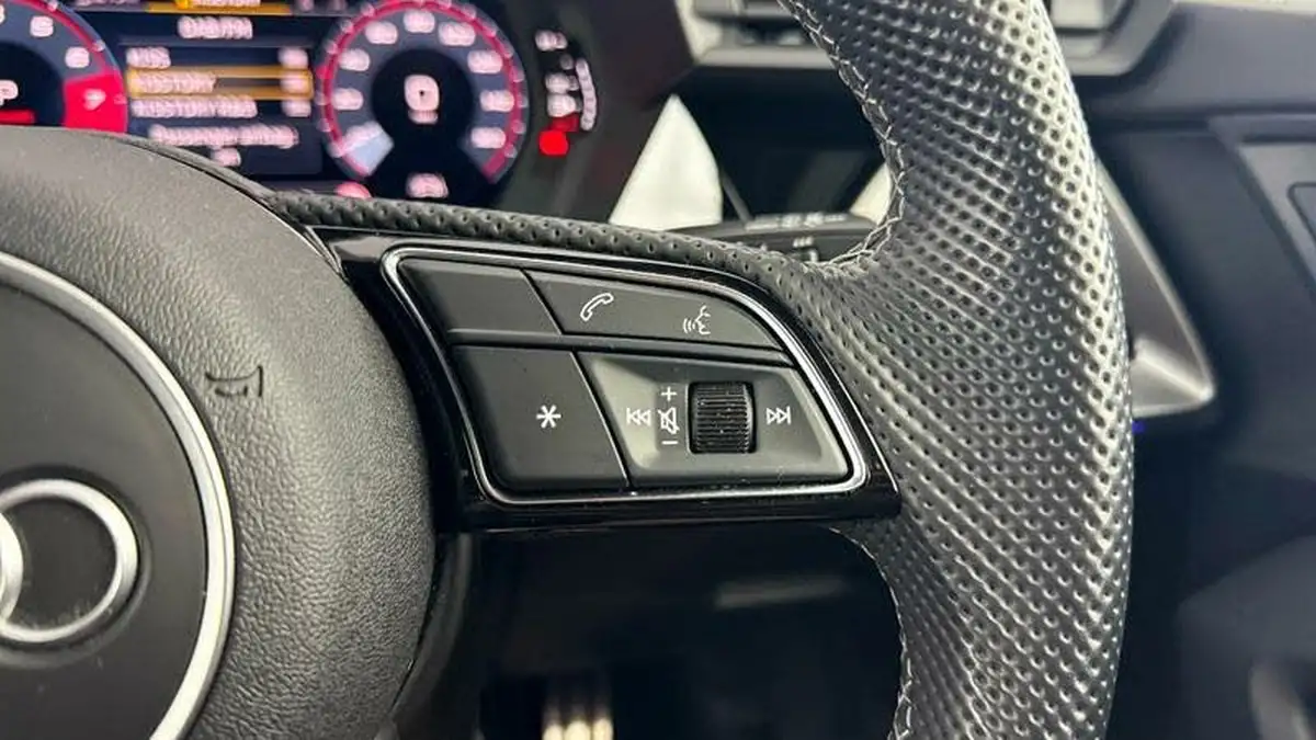 2023-audi-s3-20-tfsi-black-edition-sportback-5d-big-11