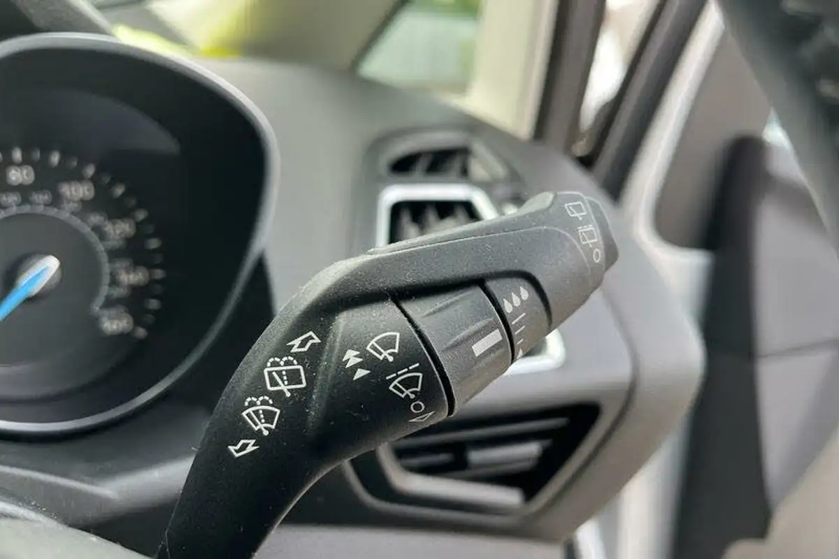 2018-ford-c-max-10t-titanium-125ps-big-14