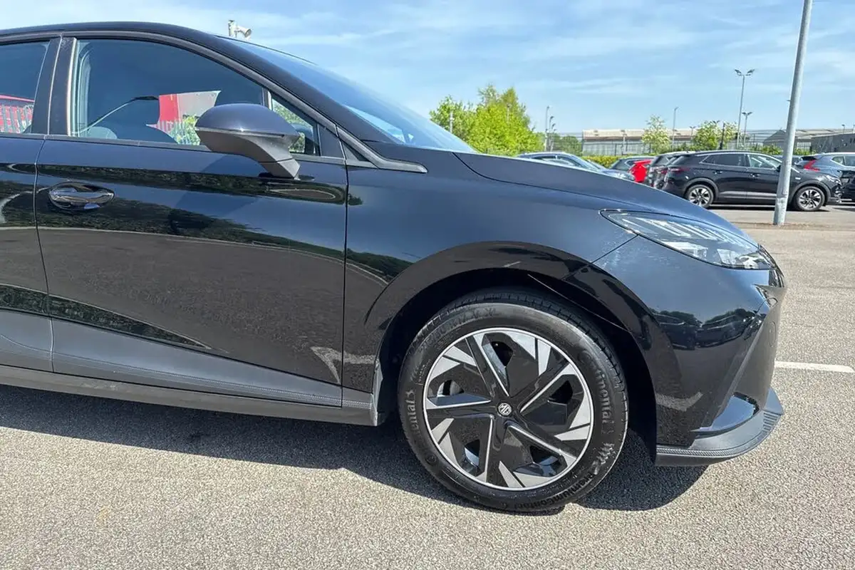 2023-mg-mg4-e-se-ev-203ps-long-big-35