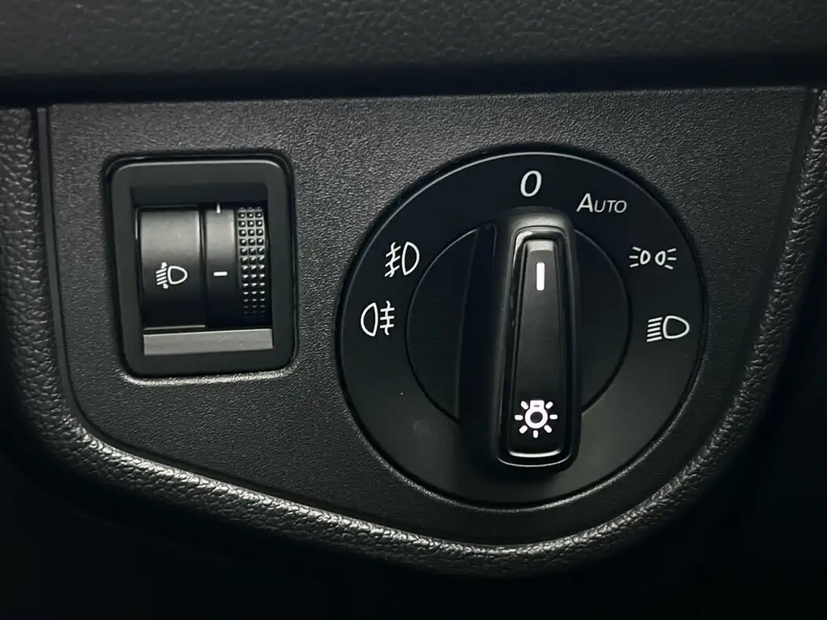 2022-volkswagen-polo-10-tsi-r-line-110ps-dsg-big-33