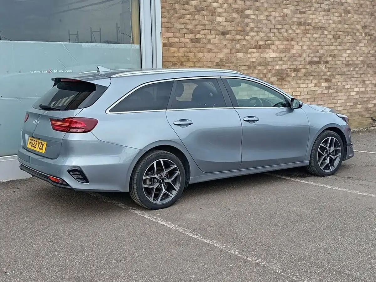 2022-kia-ceed-15-t-gdi-3-sportswagon-big-3