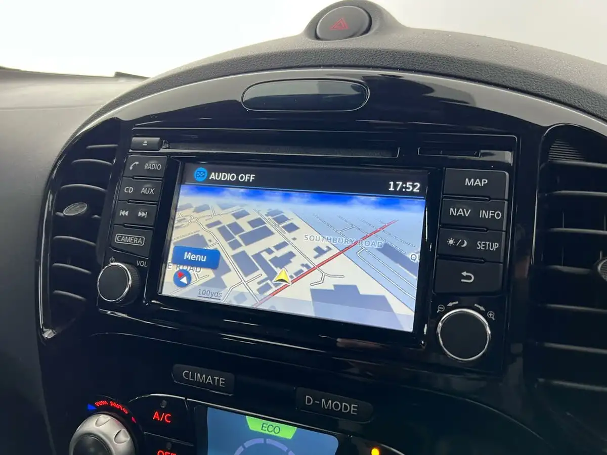 2017-nissan-juke-16-n-connecta-big-30