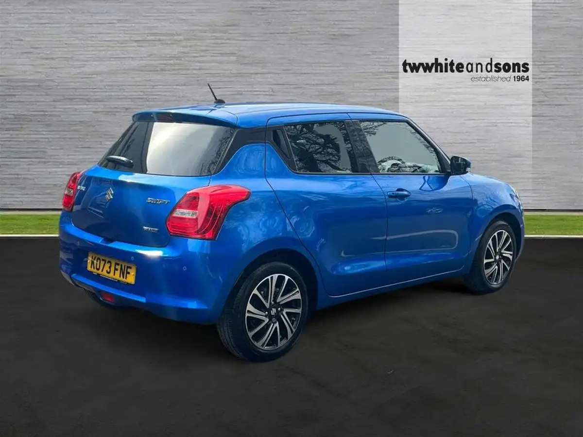 2023-suzuki-swift-12-dualjet-sz5-cvt-big-6