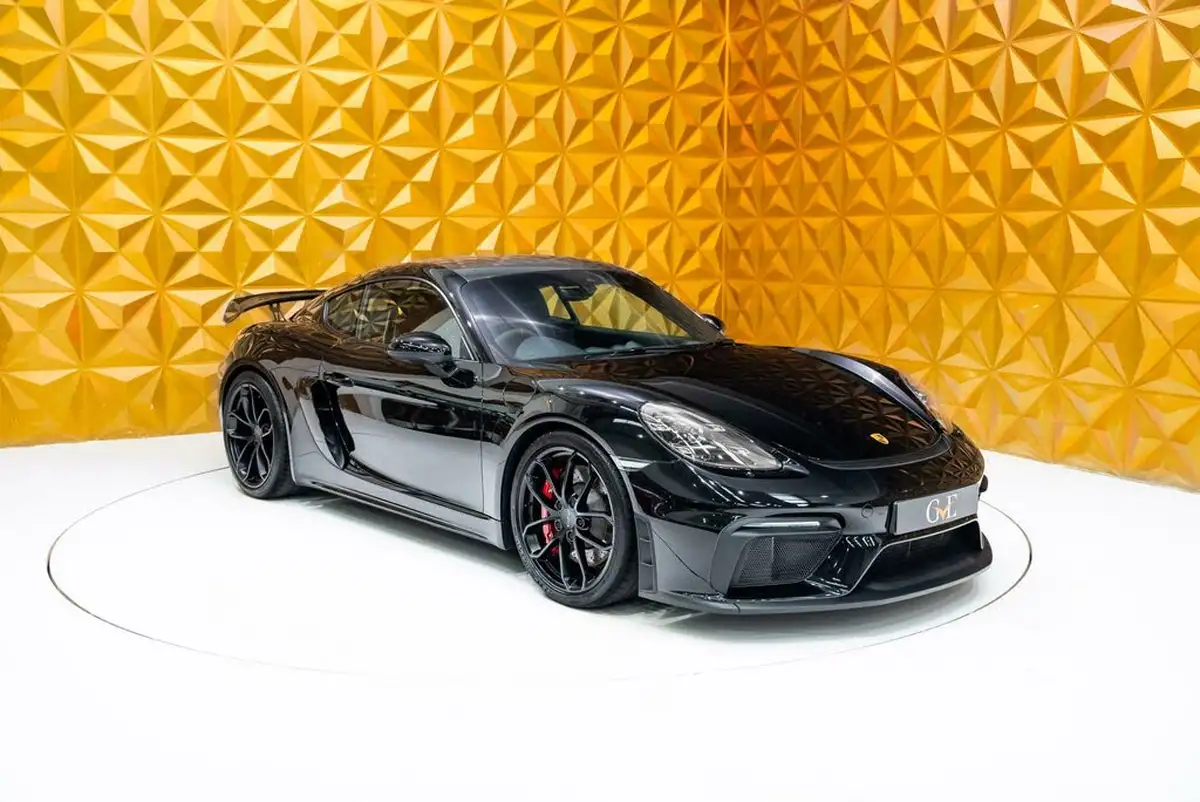 2022-porsche-cayman-718-40-cayman-gt4-big-21
