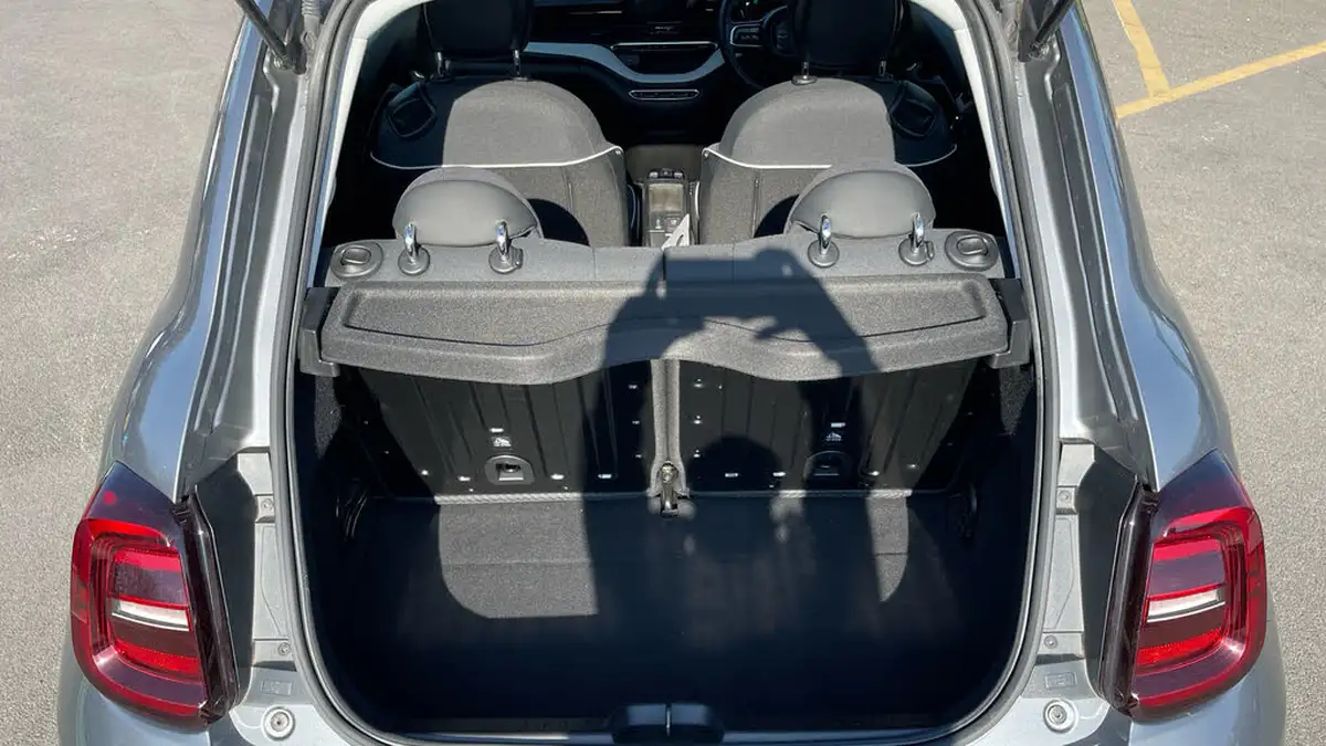 2021-fiat-500-e-passion-big-14