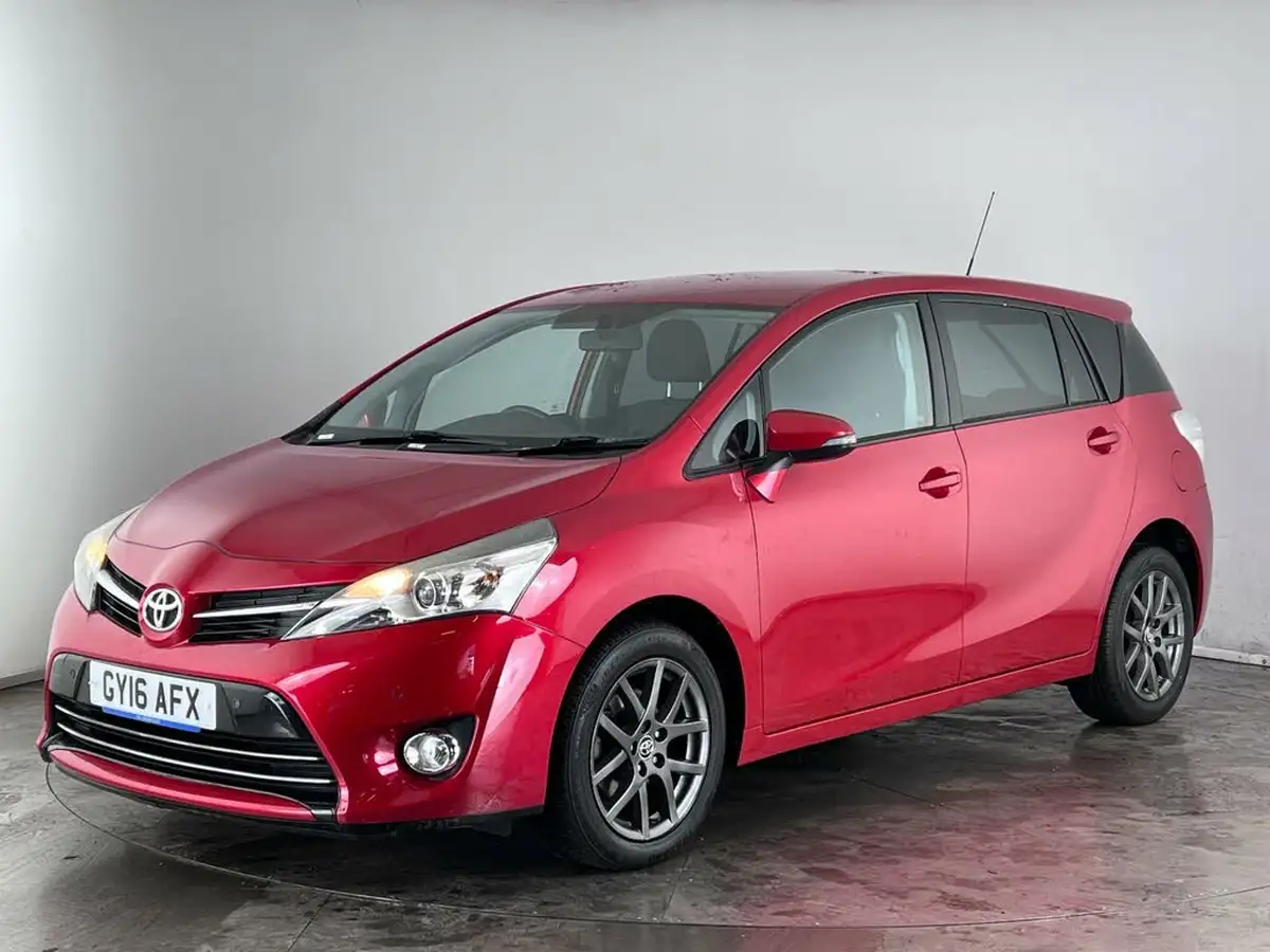 2016-toyota-verso-16d-d-4d-trend-big-1
