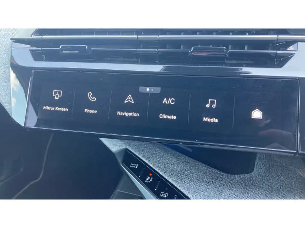 2025-peugeot-3008-suv-12-puretech-gt-136ps-hybrid-e-dsc6-big-28