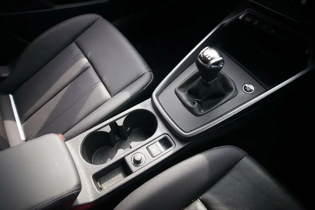 2023-audi-a3-10-30-tfsi-sportback-5d-big-7
