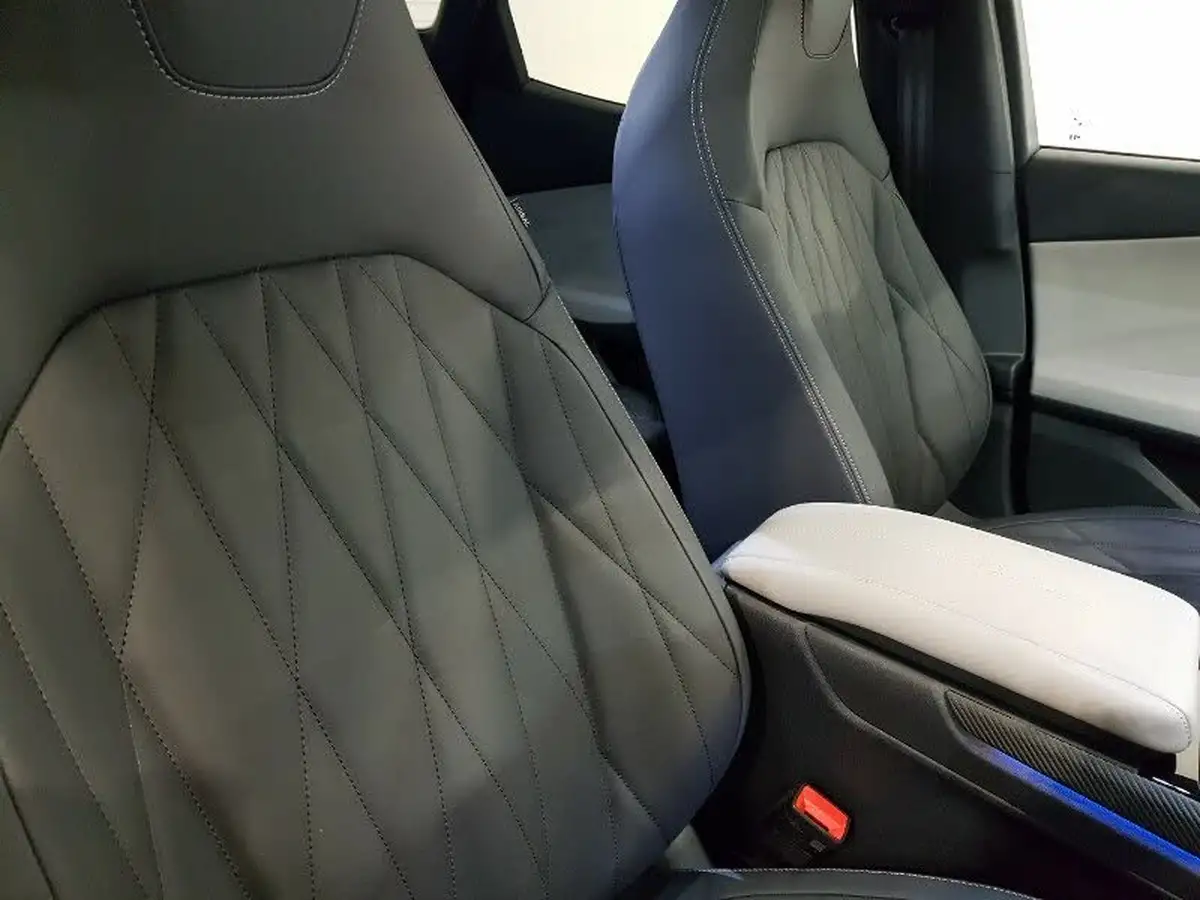 2024-ford-explorer-e-premium-286ps-77kwh-big-16