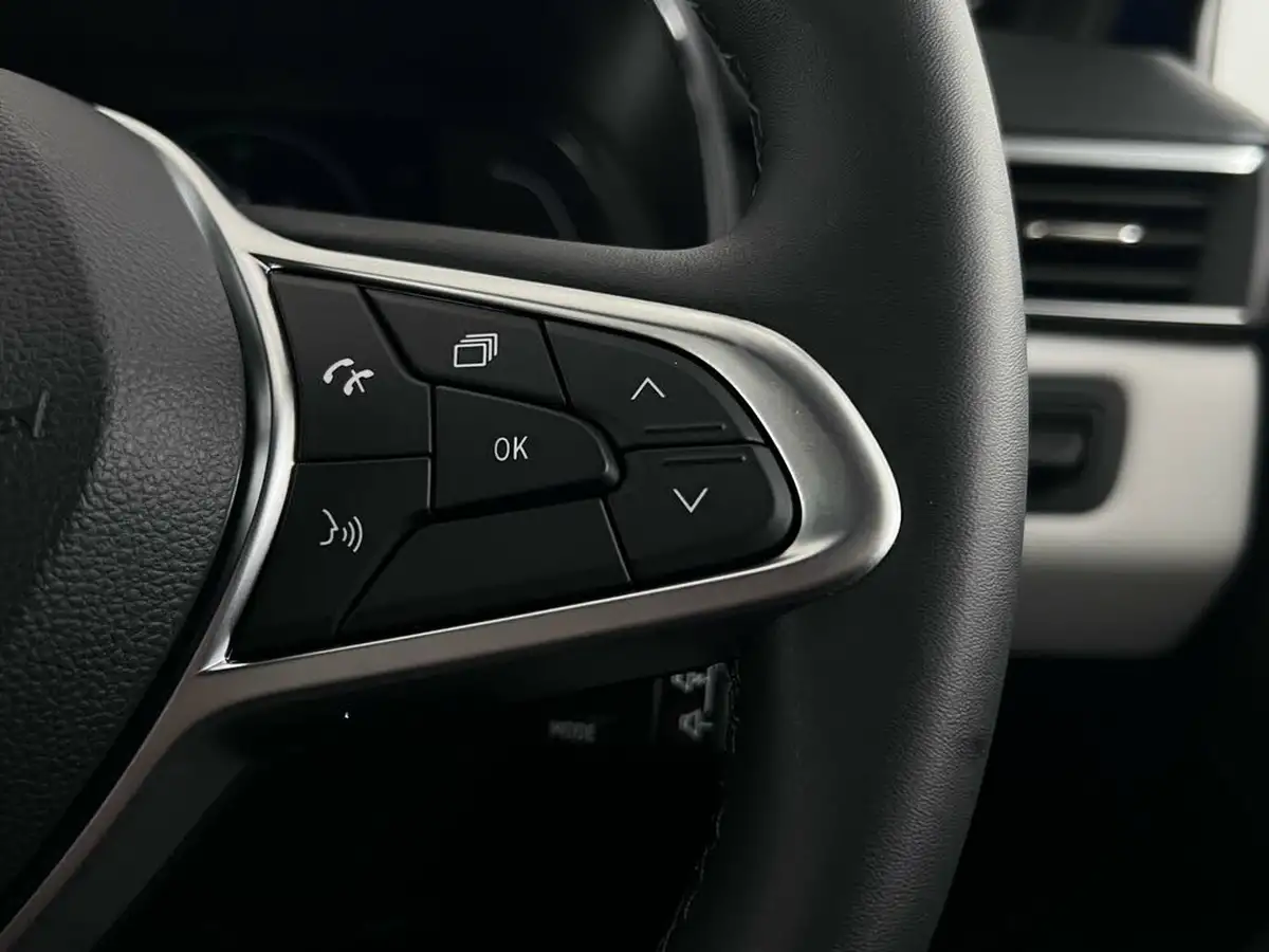2023-renault-clio-16-techno-big-18