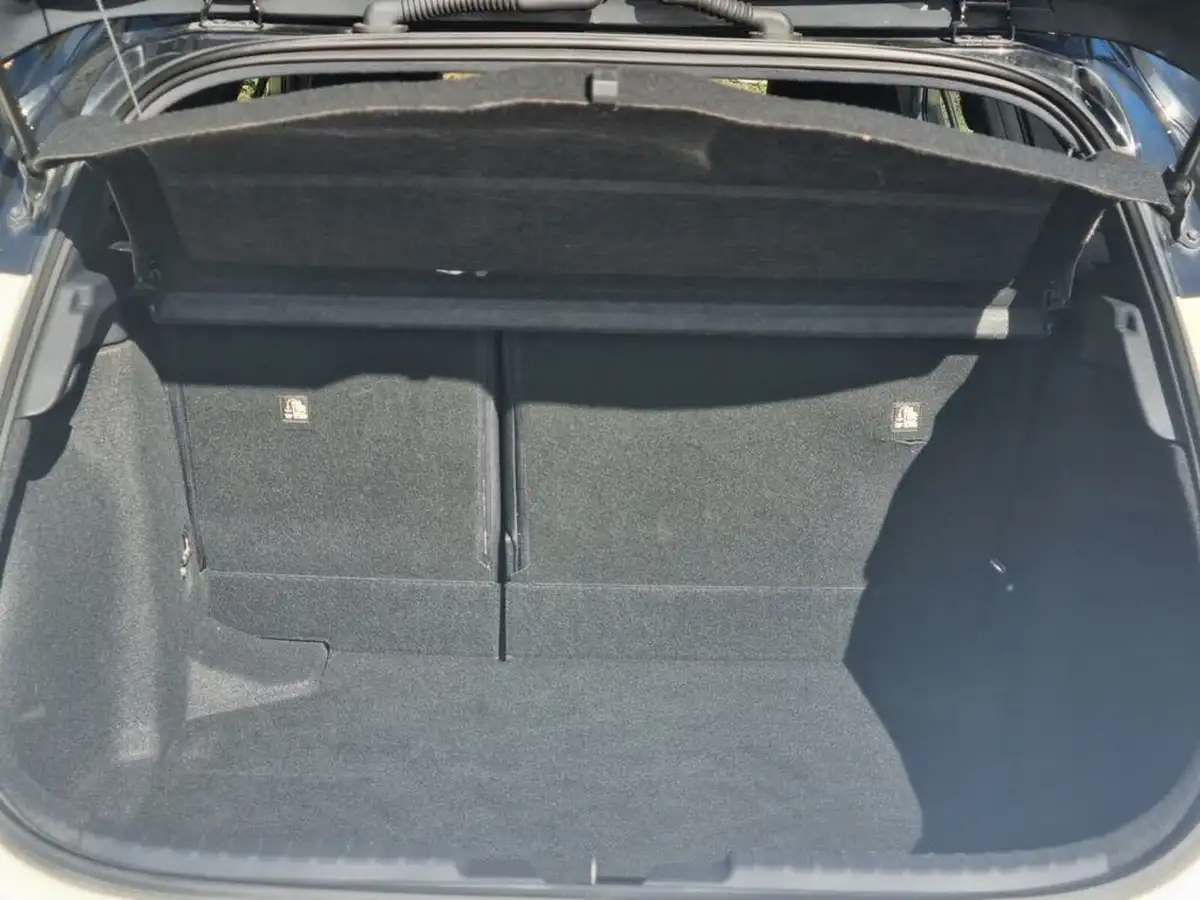 2020-toyota-corolla-18-vvt-i-excel-trk-hatchback-big-8