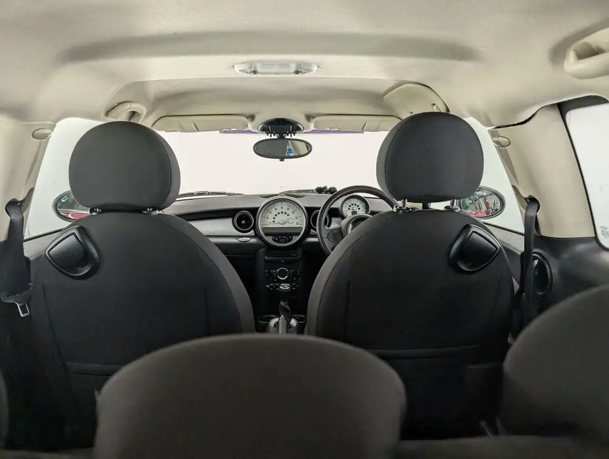 2011-mini-clubman-16-one-big-52
