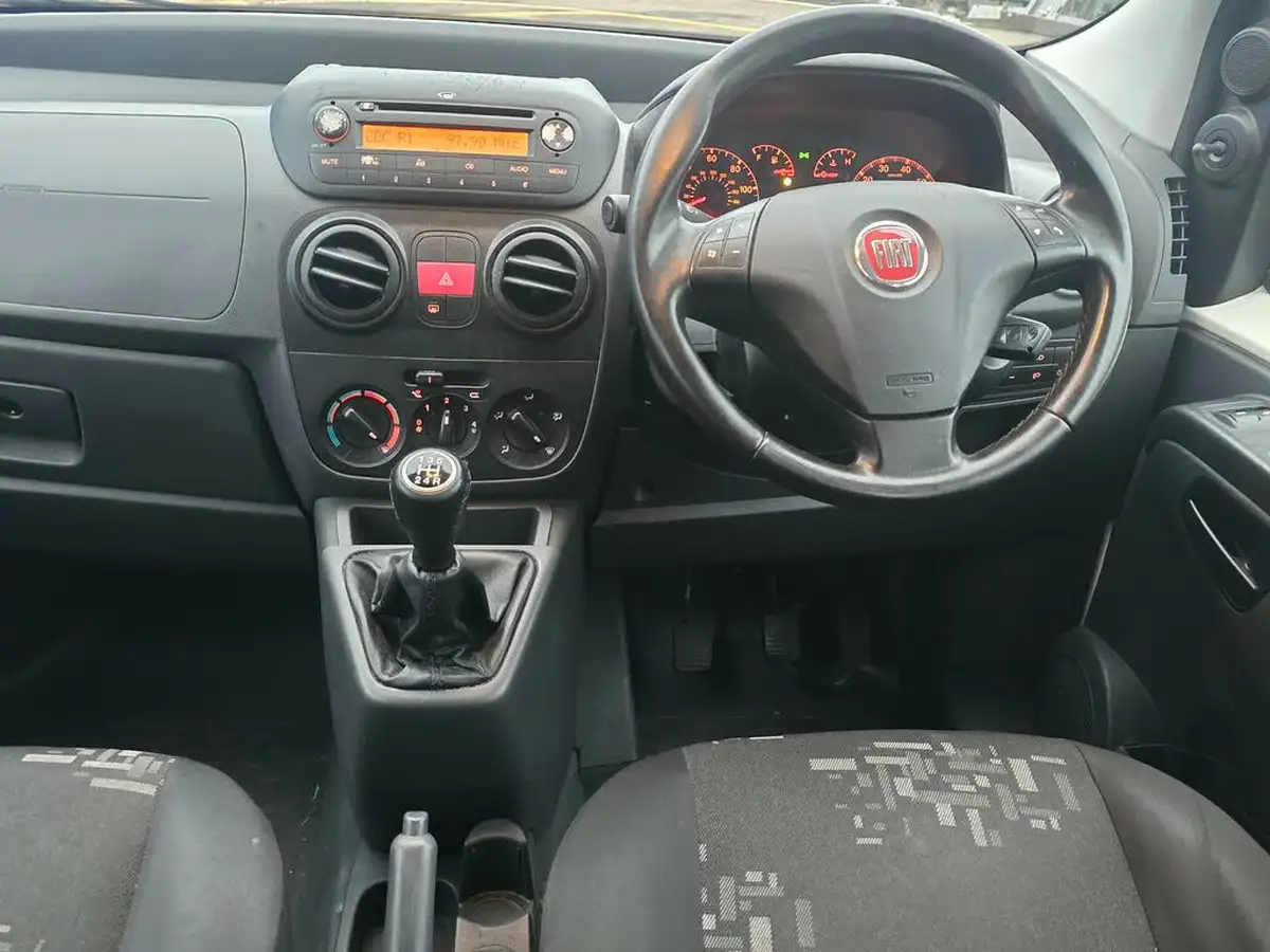 2011-fiat-qubo-big-7