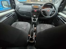 2011-fiat-qubo-small-18