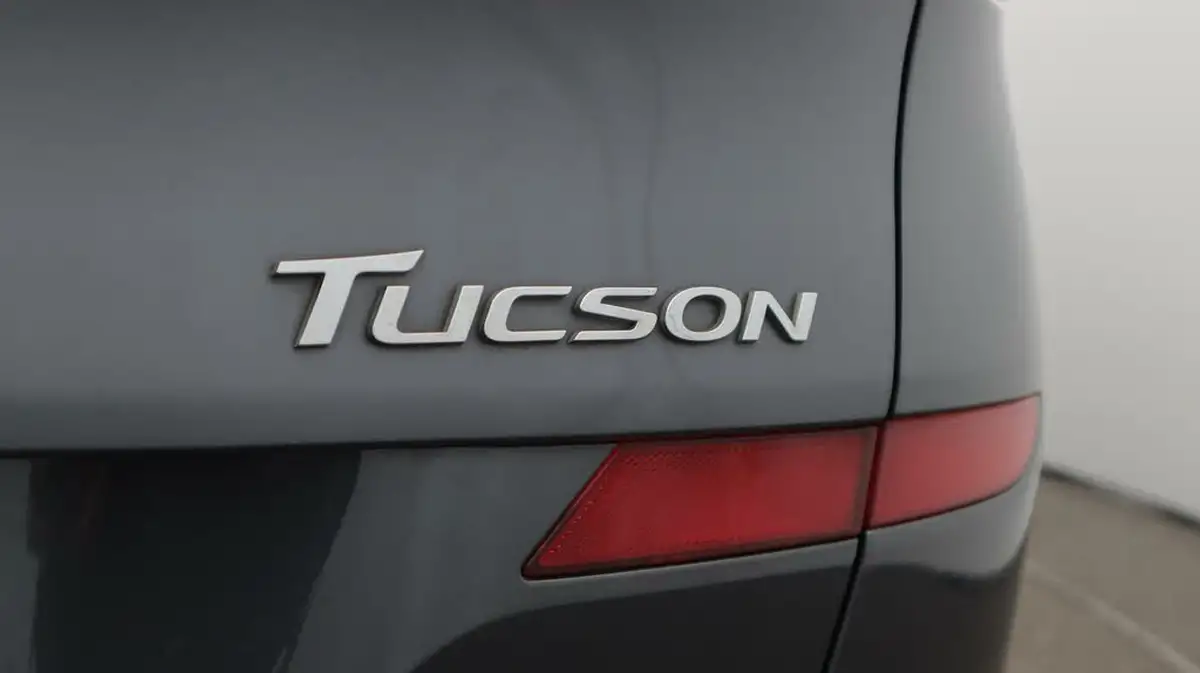 2019-hyundai-tucson-16-gdi-se-nav-big-21