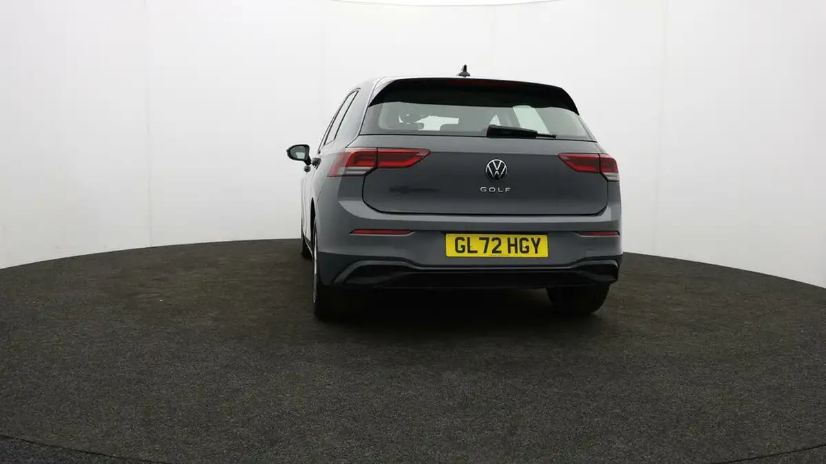 2022-volkswagen-golf-15-tsi-life-130ps-hatchback-big-30