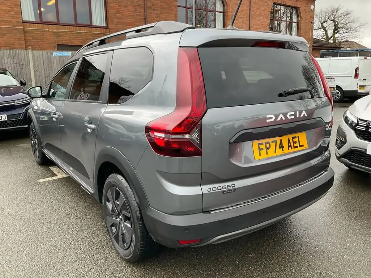 2024-dacia-jogger-16-tce-expression-big-29
